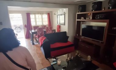 CASA COMUNA DE LO ESPEJO- POBLACIÓN JOSE MARIA CARO.