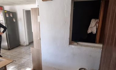CASA COMUNA DE LO ESPEJO- POBLACIÓN JOSE MARIA CARO.
