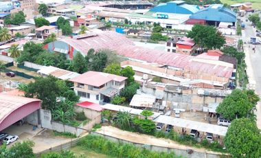 4557 m² en una de las mejores zonas comerciales de Tarapoto, pero que actualmente funciona como un 'paradero' con un futuro incierto.