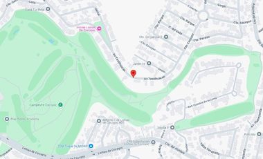 VENTA DE GRANDE CASA EN LOMAS DE COCOYOC, MORELOS.