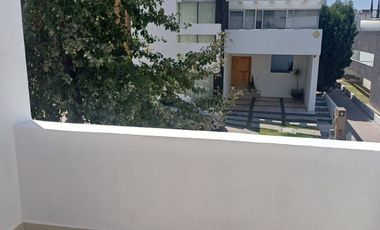 CASA EN RENTA EN EL PEDREGAL 2DA SECCIÓN