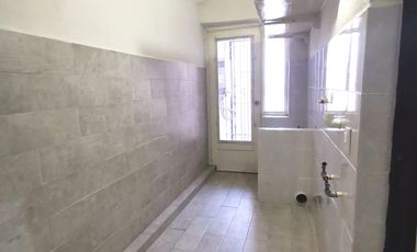 Casa de 1 piso con Departamento Independiente adjunto