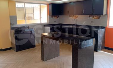 𝗖𝗜𝗨𝗗𝗔𝗗𝗘𝗟𝗔 𝗜𝗕𝗔𝗥𝗥𝗔, Casa Esquinera, sur de Quito, cerca a Quitumbe