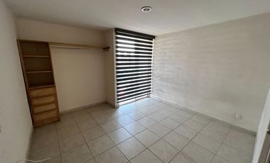 CASA EN RENTA A 5 MINS DEL CENTRO DE TONALÁ $7,000
