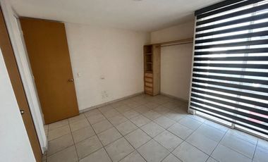 CASA EN RENTA A 5 MINS DEL CENTRO DE TONALÁ $7,000