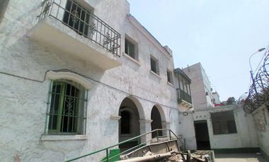 EXCELENTE OPORTUNIDAD DE INVERSIÓN!!! SE VENDE CASA COMO TERRENO O LOCAL COMERCIAL, ZONIFICACIÓN RDA COMPATIBLE CON CZ EN AV. SALAVERRY, JESÚS MARÍA