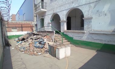 EXCELENTE OPORTUNIDAD DE INVERSIÓN!!! SE VENDE CASA COMO TERRENO O LOCAL COMERCIAL, ZONIFICACIÓN RDA COMPATIBLE CON CZ EN AV. SALAVERRY, JESÚS MARÍA