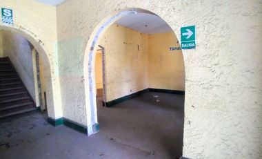 EXCELENTE OPORTUNIDAD DE INVERSIÓN!!! SE VENDE CASA COMO TERRENO O LOCAL COMERCIAL, ZONIFICACIÓN RDA COMPATIBLE CON CZ EN AV. SALAVERRY, JESÚS MARÍA