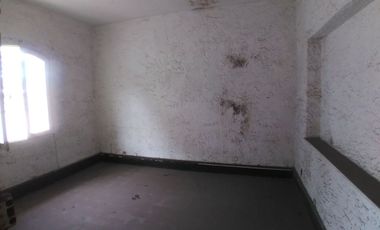 EXCELENTE OPORTUNIDAD DE INVERSIÓN!!! SE VENDE CASA COMO TERRENO O LOCAL COMERCIAL, ZONIFICACIÓN RDA COMPATIBLE CON CZ EN AV. SALAVERRY, JESÚS MARÍA