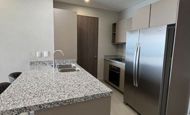 Departamento en renta amueblado, 3 recámaras, Las Torres / Monterrey Sur
