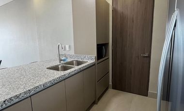 Departamento en renta amueblado, 3 recámaras, Las Torres / Monterrey Sur