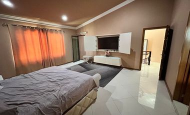 CASA EN RENTA AMUEBLADA EN VALLE REAL $65,000