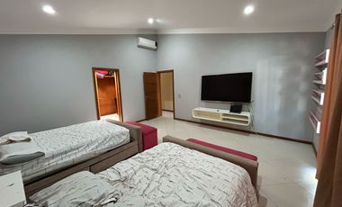 CASA EN RENTA AMUEBLADA EN VALLE REAL $65,000