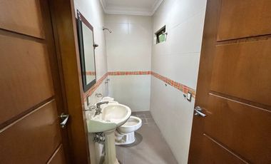CASA EN RENTA AMUEBLADA EN VALLE REAL $65,000
