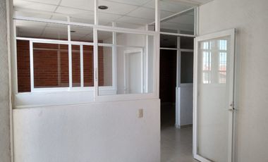 EDIFICIO EN RENTA BOULEVARD HIDALGO CENTRO SAN JUAN DEL RIO