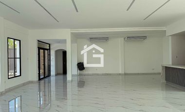 Casa en Venta en Urbanización Fontari, Machala – Modelo Trevi