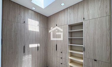 Casa en Venta en Urbanización Fontari, Machala – Modelo Trevi