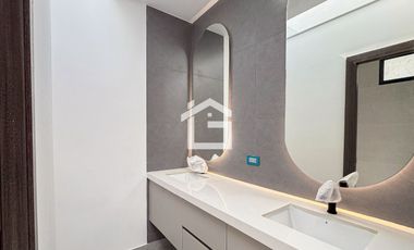 Casa en Venta en Urbanización Fontari, Machala – Modelo Trevi