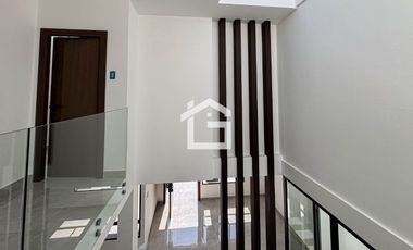 Casa en Venta en Urbanización Fontari, Machala – Modelo Trevi