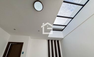 Casa en Venta en Urbanización Fontari, Machala – Modelo Trevi