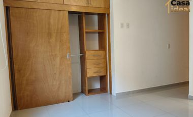 HERMOSA RESIDENCIA EN RENTA CON ENORMES ESPACIOS COTO ACANTHIA