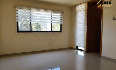 HERMOSA RESIDENCIA EN RENTA CON ENORMES ESPACIOS COTO ACANTHIA
