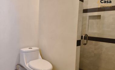 HERMOSA RESIDENCIA EN RENTA CON ENORMES ESPACIOS COTO ACANTHIA