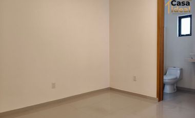 HERMOSA RESIDENCIA EN RENTA CON ENORMES ESPACIOS COTO ACANTHIA