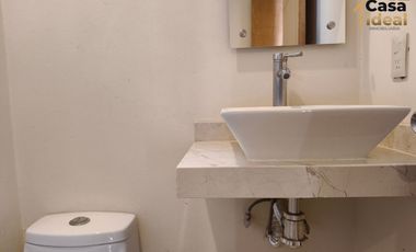 HERMOSA RESIDENCIA EN RENTA CON ENORMES ESPACIOS COTO ACANTHIA