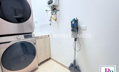 Vendo hermosa casa medianera en unidad cerrada.