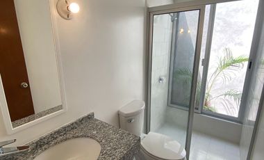 ¡AHORA CON MEJOR PRECIO! CASA AMUEBLADA EN SANTIAGO, CENTRO MÉRIDA.