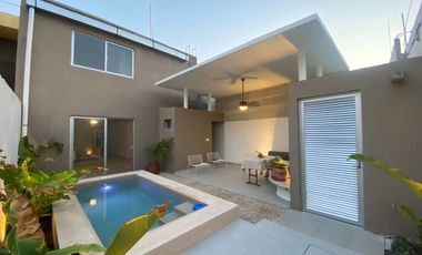 ¡AHORA CON MEJOR PRECIO! CASA AMUEBLADA EN SANTIAGO, CENTRO MÉRIDA.