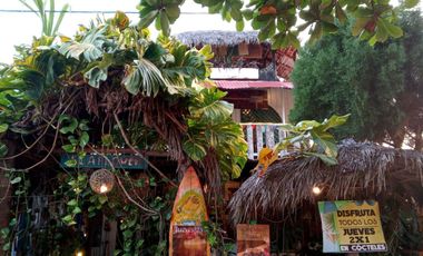 SAME RESTAURANT DE VENTA/RENTA CASA Y TERRENO NEGOCIABLE