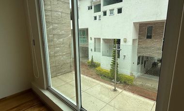 CASA EN CONDOMINIO EN RENTA EN CUAJIMALPA