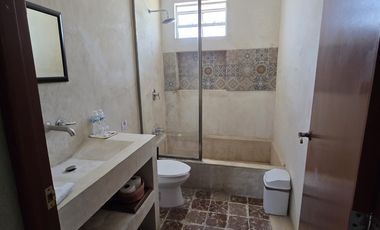 CASA AMUEBLADA EN SANTA ANA MERIDA