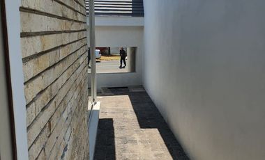RENTA CASA LOMAS DE VISTA HERMOSA