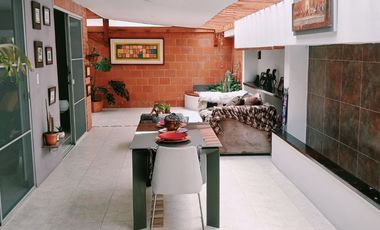 VENTA CASA CAMPESTRE HACENDA EL CASTILLO
