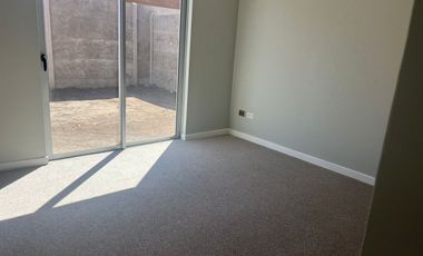 Linda casa en Condominio, sector Buin Oriente. $600.000