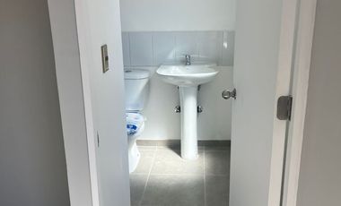 Linda casa en Condominio, sector Buin Oriente. $600.000