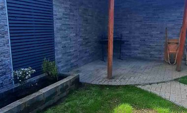 Vende Casa Jardines Del Mirador, Avenida Cardonal Puerto Montt Región de los Lagos