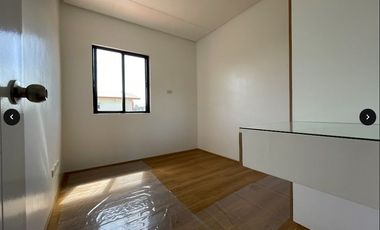 Bnew House and Lot in the Park Place Imus Cavite