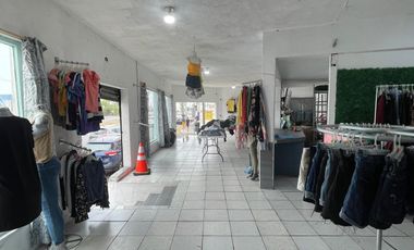 Venta de local en Escobedo, N.L.  EN ESQUINA Edificio Completo Incluye renta de anuncio Panoramico