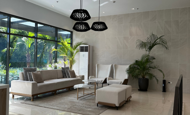FOR SALE STUDIO CONDO WITH PARKING AT VIENTO TOWER 2 CERCA ALABANG