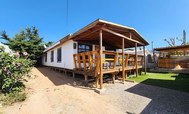 Casa en venta con piscina 4D3B, Guanqueros, Coquimbo