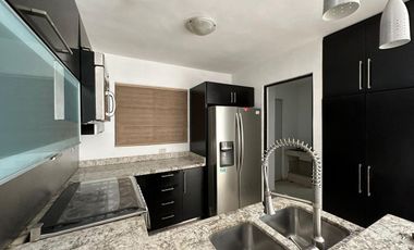 CASA EN VENTA EN APODACA, NUEVO LEON, ZONA LOS ARRECIFES, ALTA PLUSVALIA, SUPER UBICADA, MUY CERCA DE AV. ISIDRO SEPULVEDA