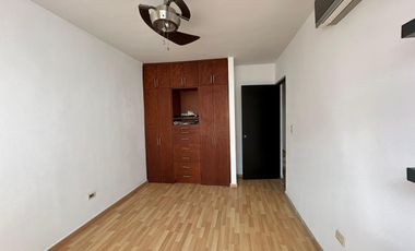 CASA EN VENTA EN APODACA, NUEVO LEON, ZONA LOS ARRECIFES, ALTA PLUSVALIA, SUPER UBICADA, MUY CERCA DE AV. ISIDRO SEPULVEDA