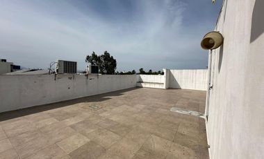 CASA EN VENTA EN APODACA, NUEVO LEON, ZONA LOS ARRECIFES, ALTA PLUSVALIA, SUPER UBICADA, MUY CERCA DE AV. ISIDRO SEPULVEDA