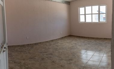 Conjunto Industrial en VENTA (4 Bodegas con Oficina y 2 Habitaciones cada una),con Local Comercial, Ubicado en San José Iturbide