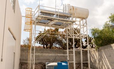 Conjunto Industrial en VENTA (4 Bodegas con Oficina y 2 Habitaciones cada una),con Local Comercial, Ubicado en San José Iturbide