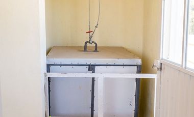 Conjunto Industrial en VENTA (4 Bodegas con Oficina y 2 Habitaciones cada una),con Local Comercial, Ubicado en San José Iturbide
